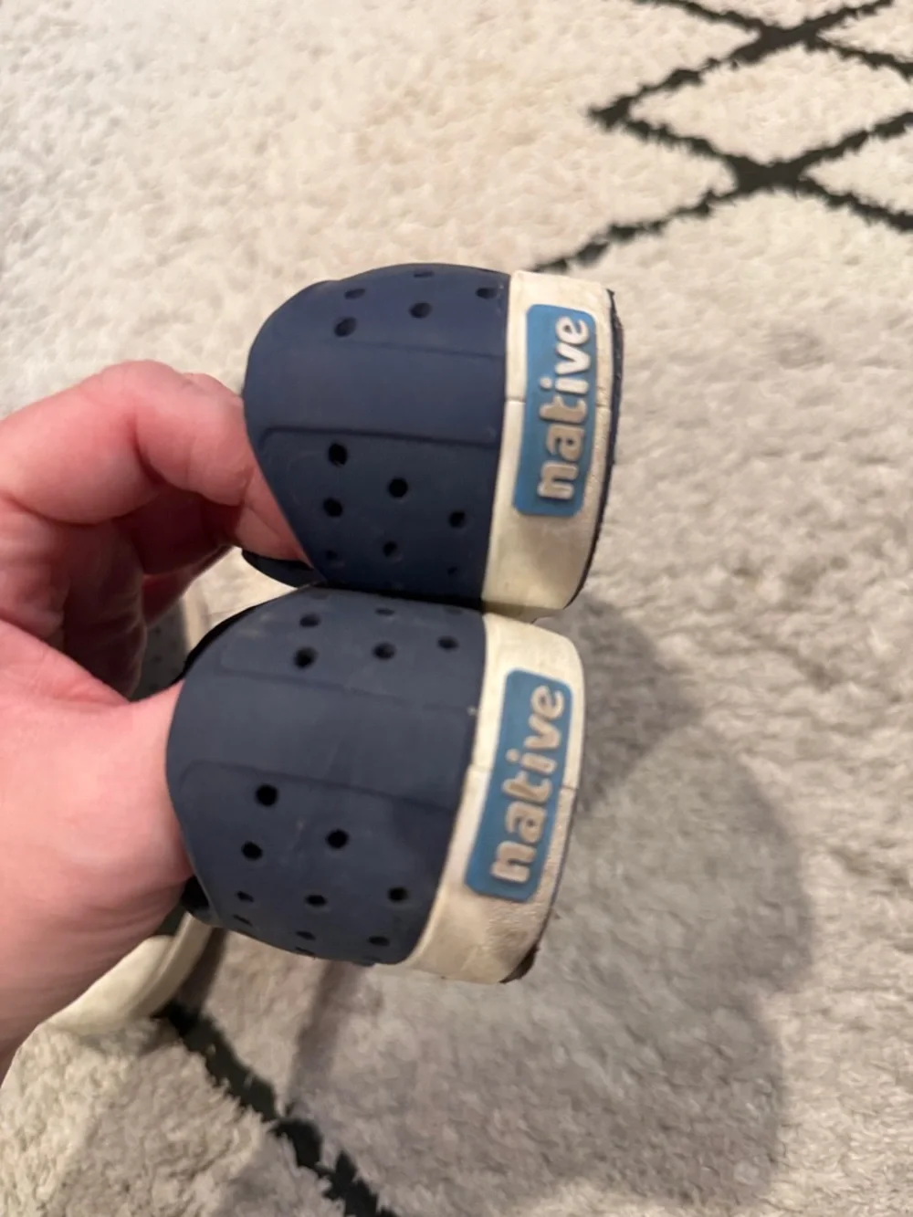 Native Jefferson Slip-On Sneakers in Black and Navy c10 - Picture 6 of 6